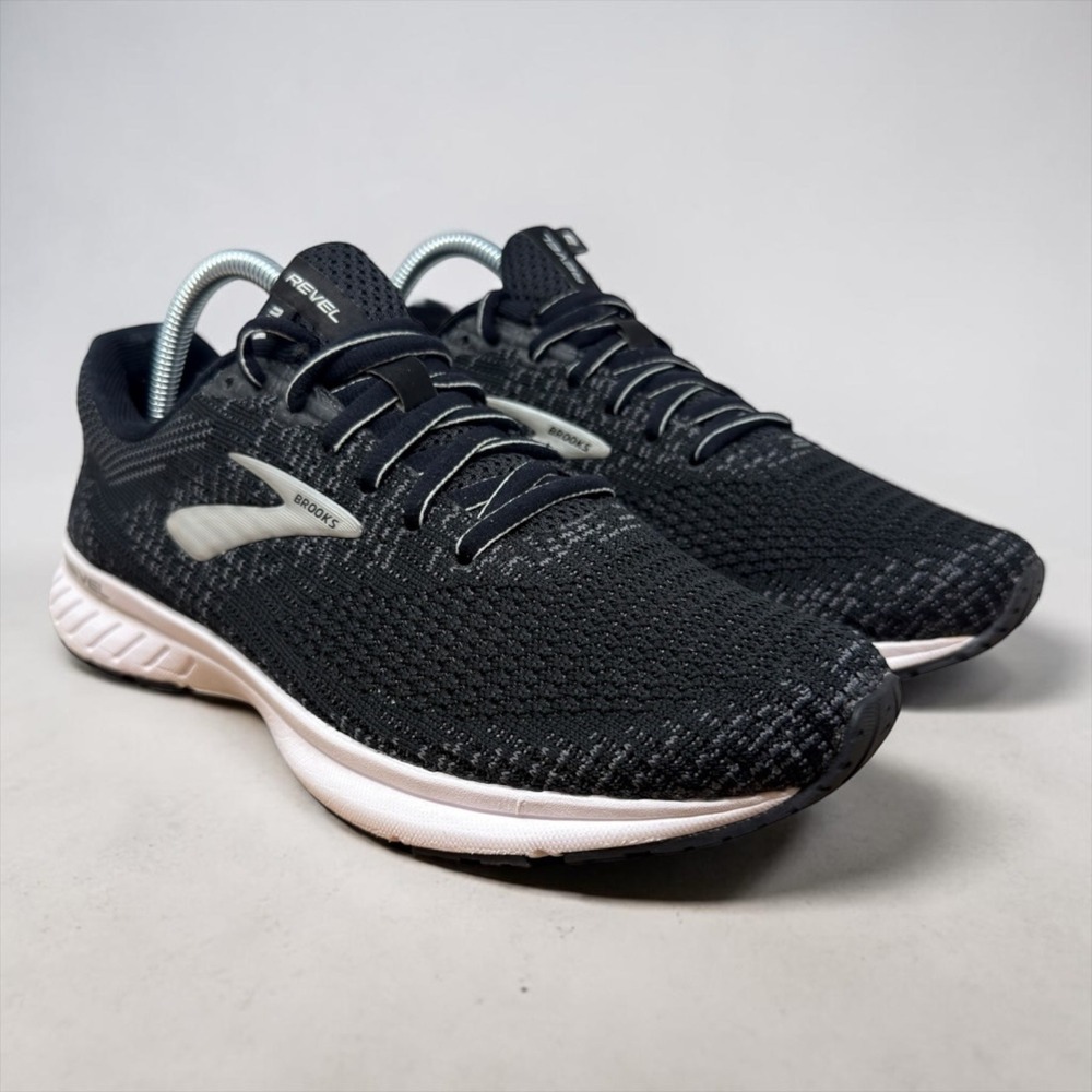 Brooks Revel 3 Running Shoes Womens 9.5 Black White Knit Sneakers 1203021B012